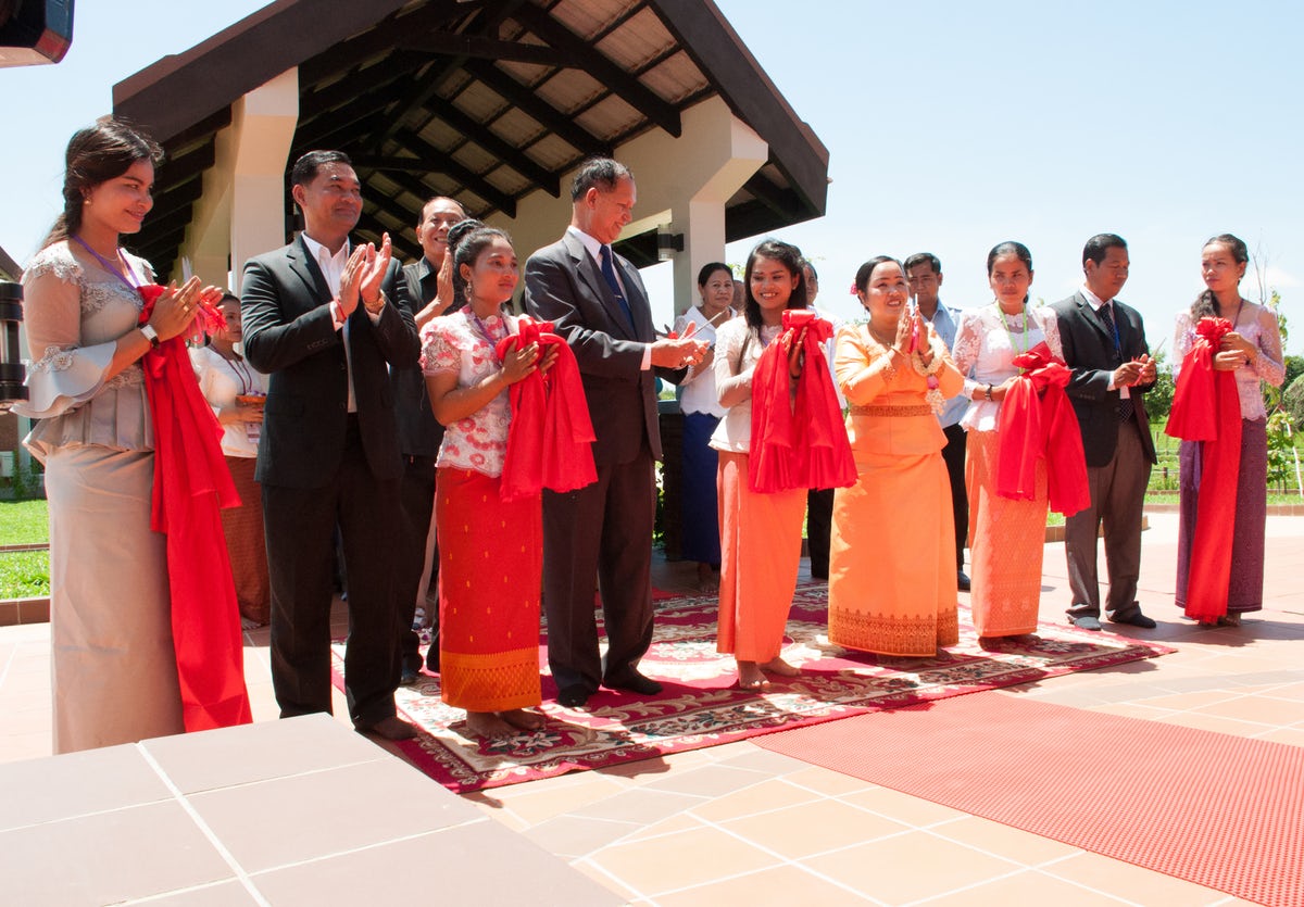 A kambodzsai templom megnyitója © Bahá’í Nemzetközi Hírszolgálat news.bahai.org